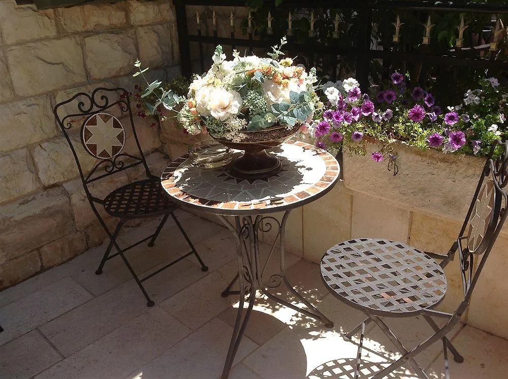 Rothschild Mansion Bed & Breakfast Haifa